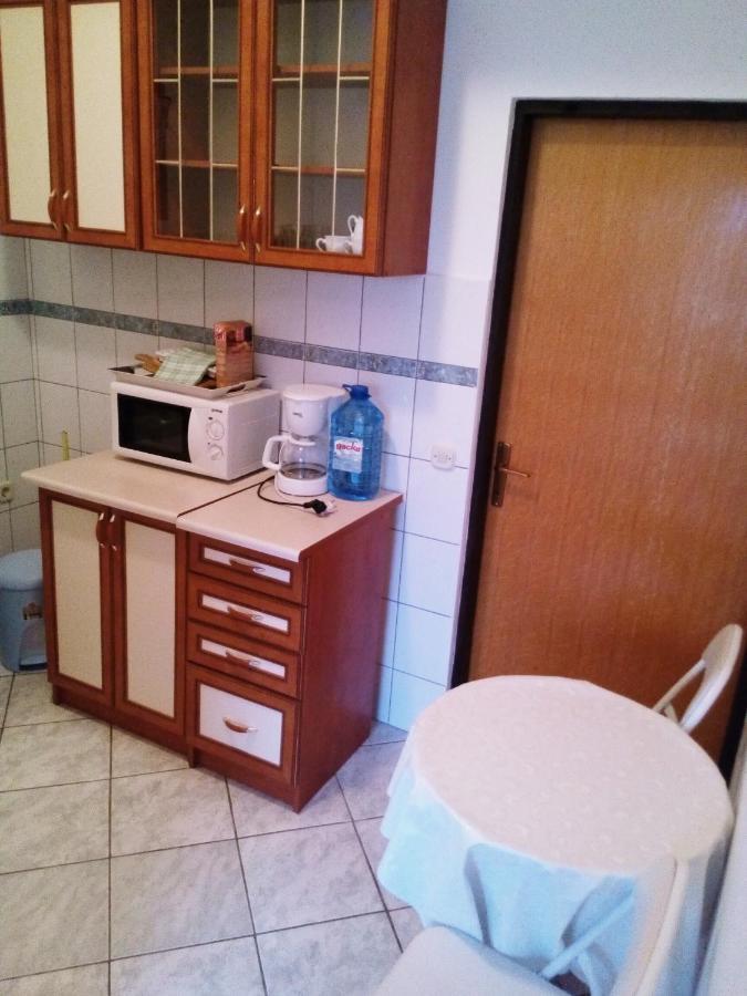 Maslina Apartman Vir Kültér fotó