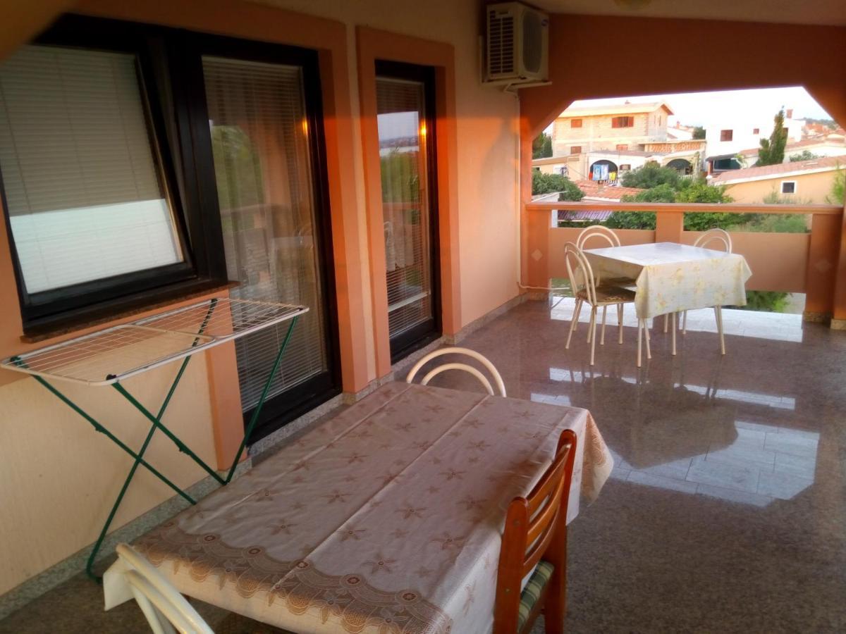 Maslina Apartman Vir Kültér fotó