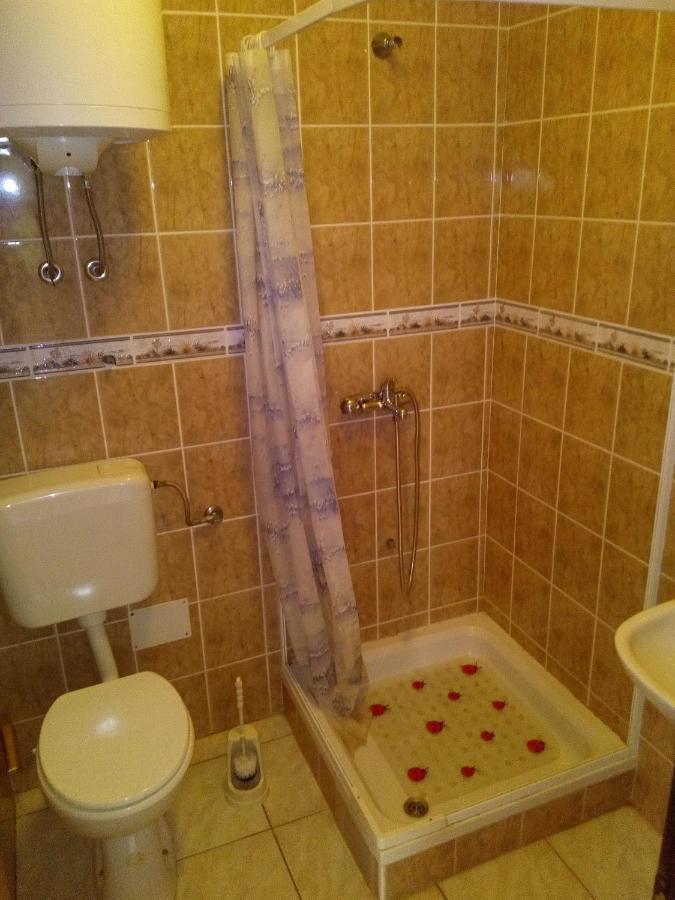 Maslina Apartman Vir Kültér fotó