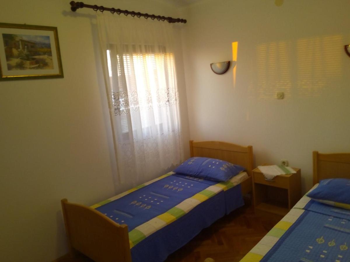 Maslina Apartman Vir Kültér fotó