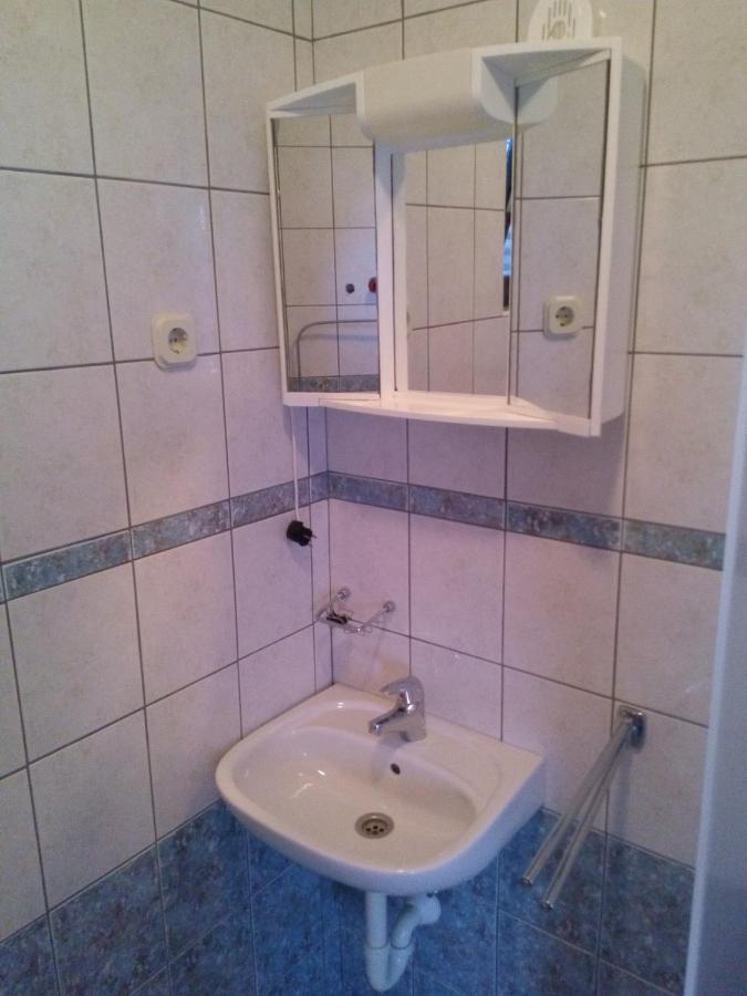 Maslina Apartman Vir Kültér fotó